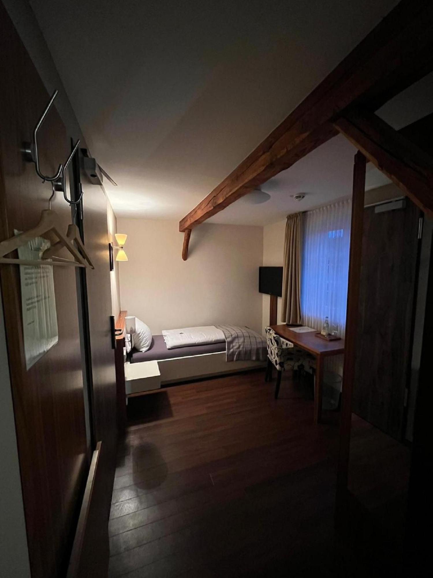 Gasthaus Lindenhof Hotel Much Luaran gambar