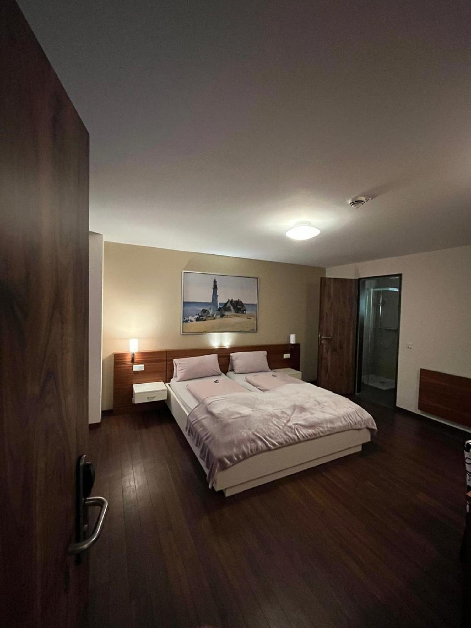 Gasthaus Lindenhof Hotel Much Luaran gambar