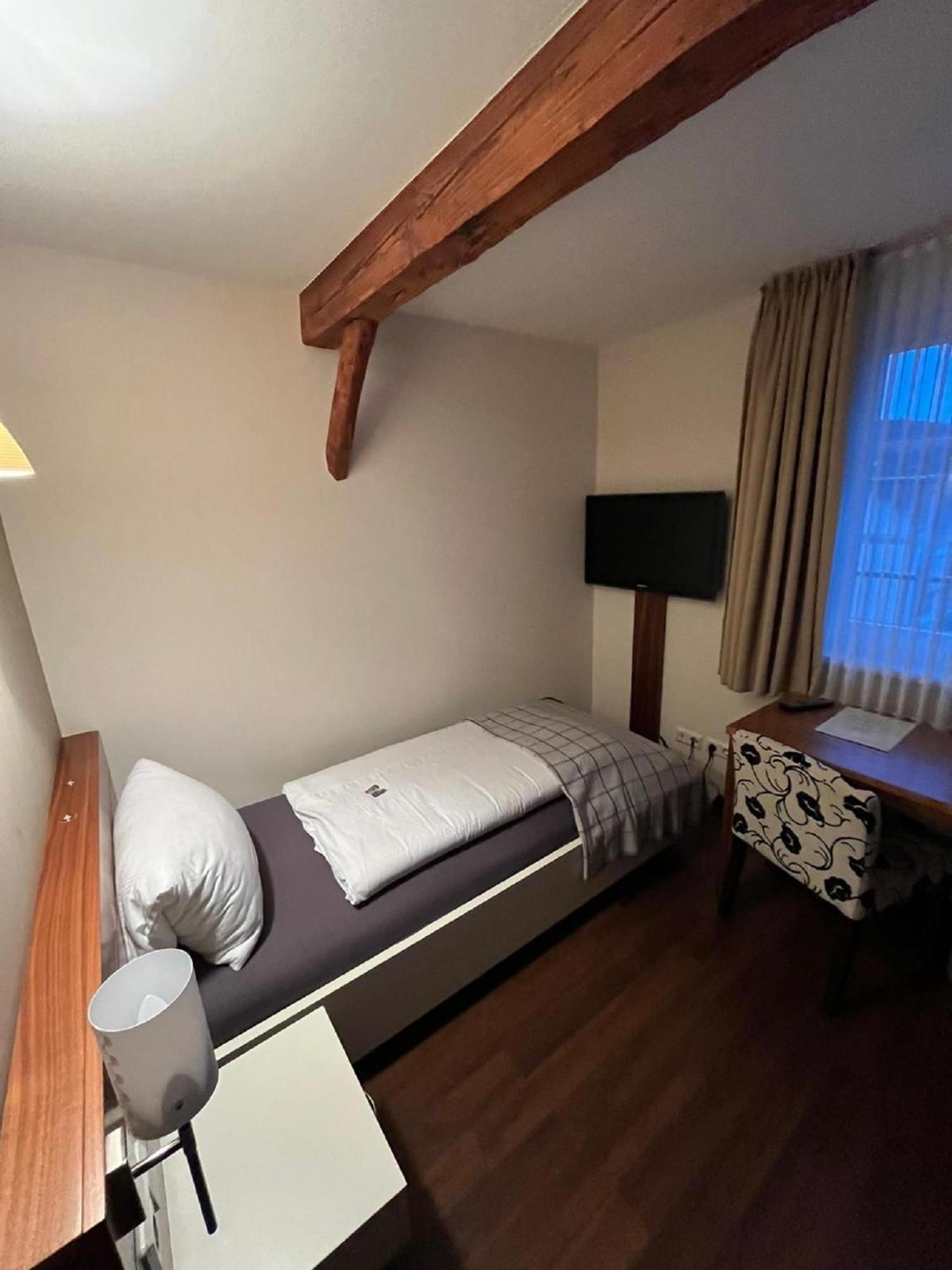 Gasthaus Lindenhof Hotel Much Luaran gambar