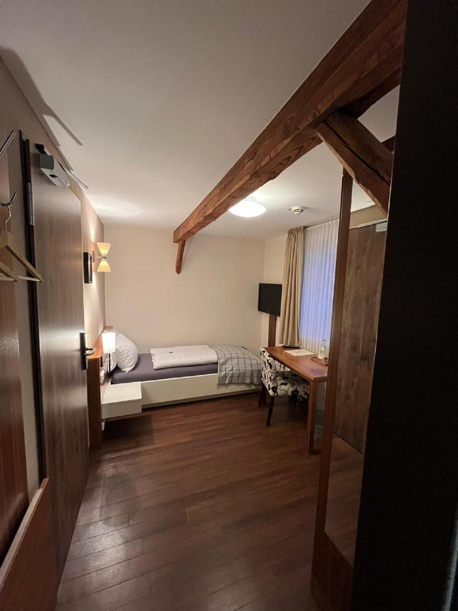 Gasthaus Lindenhof Hotel Much Luaran gambar